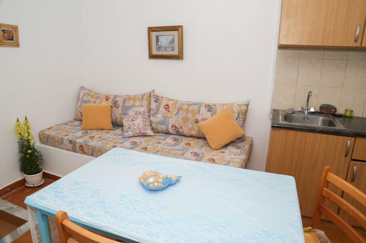 Tony'S Rooms Alinda  Exterior foto
